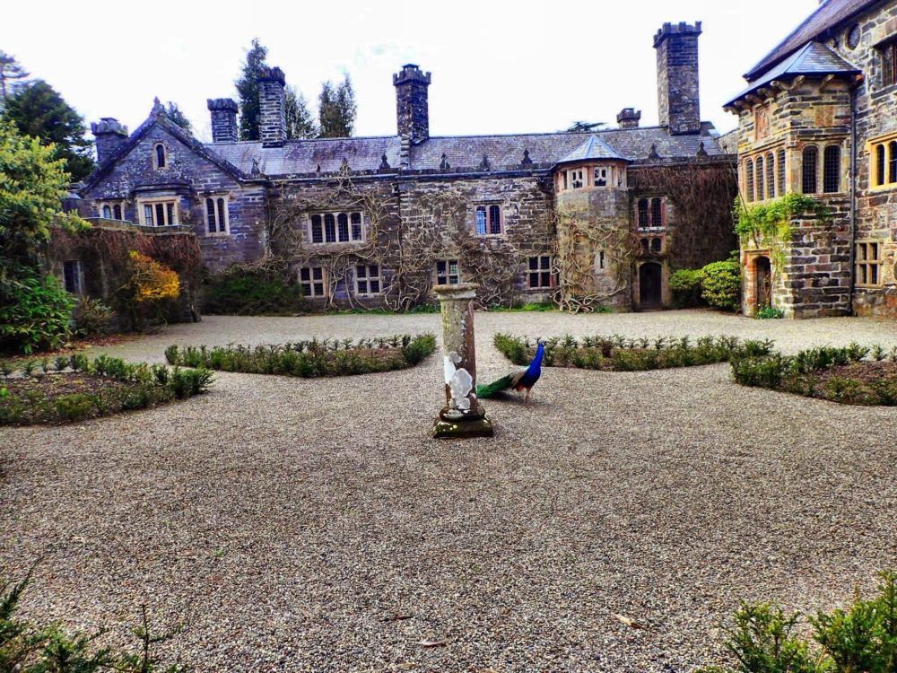 Welsh Treasures Ghostly Secrets Of Gwydir Castle