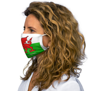 Welsh Flag Cymru Am Byth Reusable Face Cover Snug-Fit