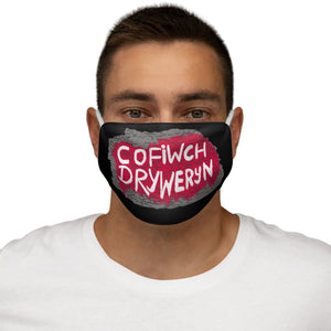 Cofiwch Dryweryn Face Cover Snug-Fit